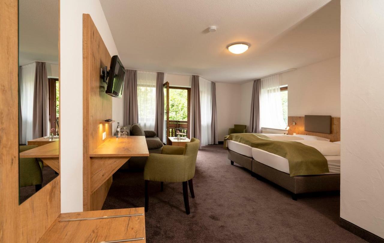 Hotel Krone Nellingen Bagian luar foto